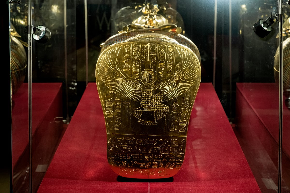 Сокровища гробницы Тутанхамона — Свердловский областной краеведческий музей  имени О.Е. Клера