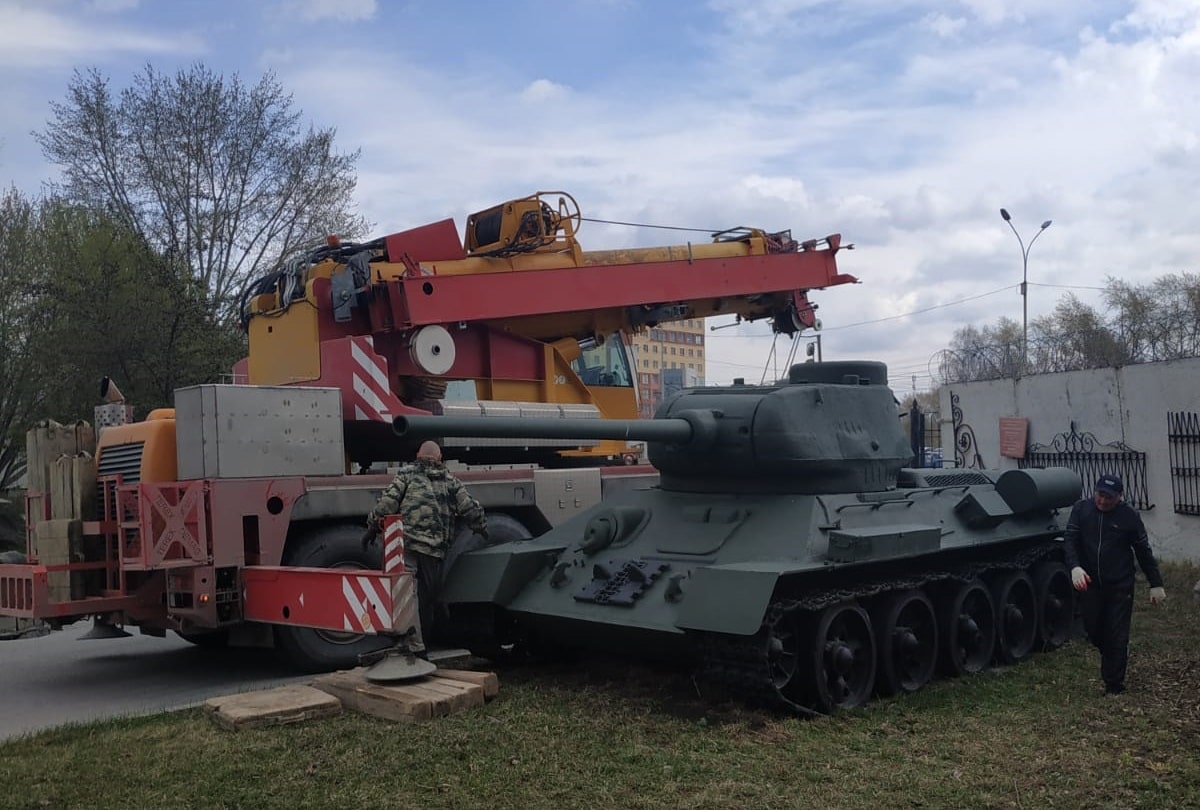 Музейный танк вернулся в Парк Победы на Уралмаше — Свердловский областной  краеведческий музей имени О.Е. Клера