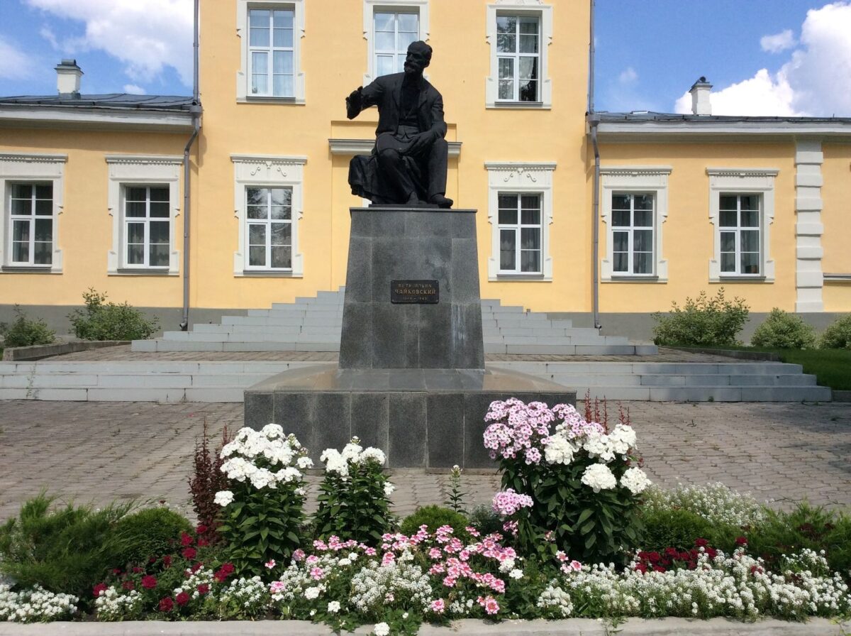 В Алапаевске впервые развернется грандиозный проект Юрия Башмета «Путь  Чайковского» — Свердловский областной краеведческий музей имени О.Е. Клера